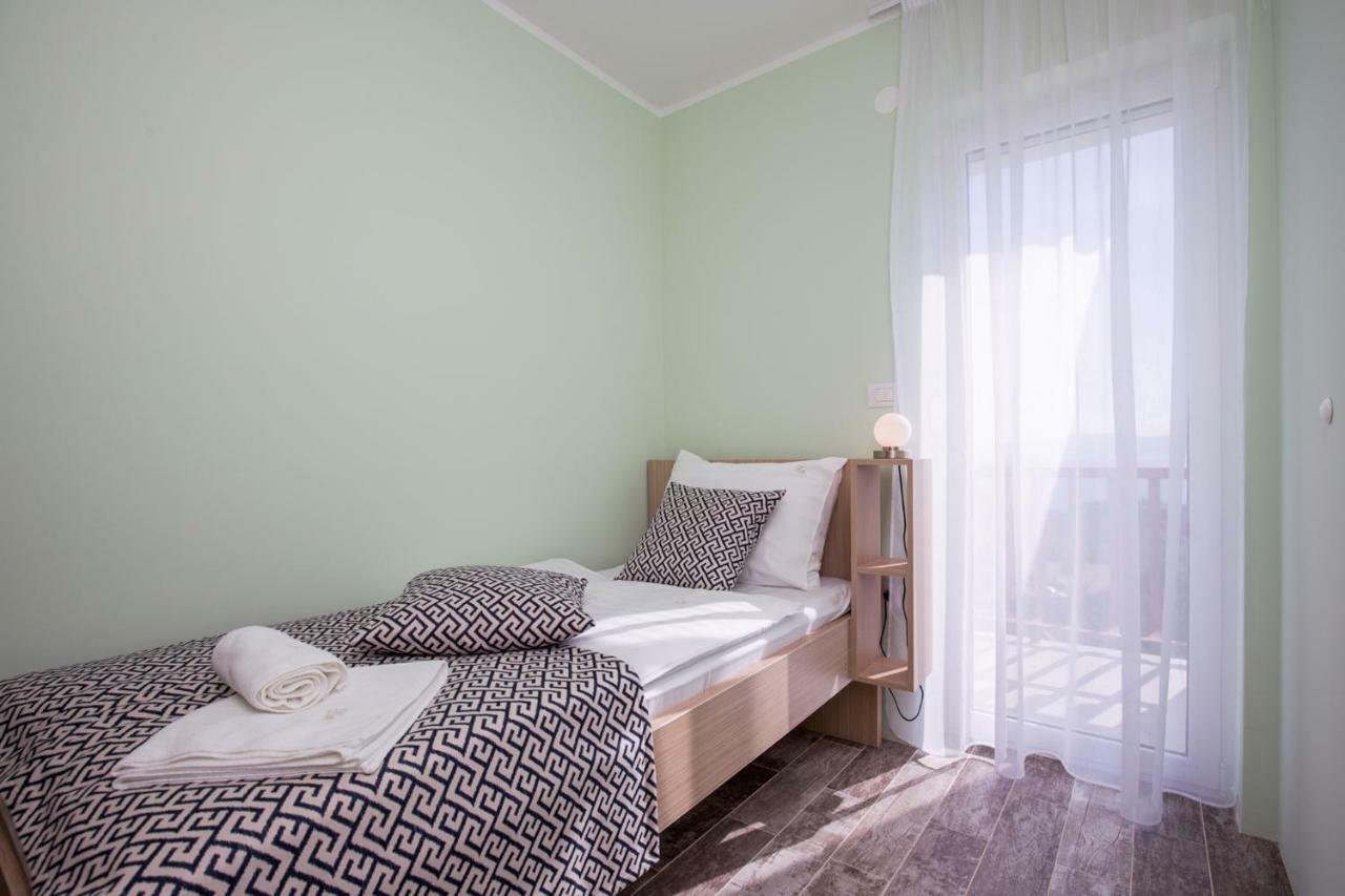 Luxury Apartments Kostrena With Pool المظهر الخارجي الصورة