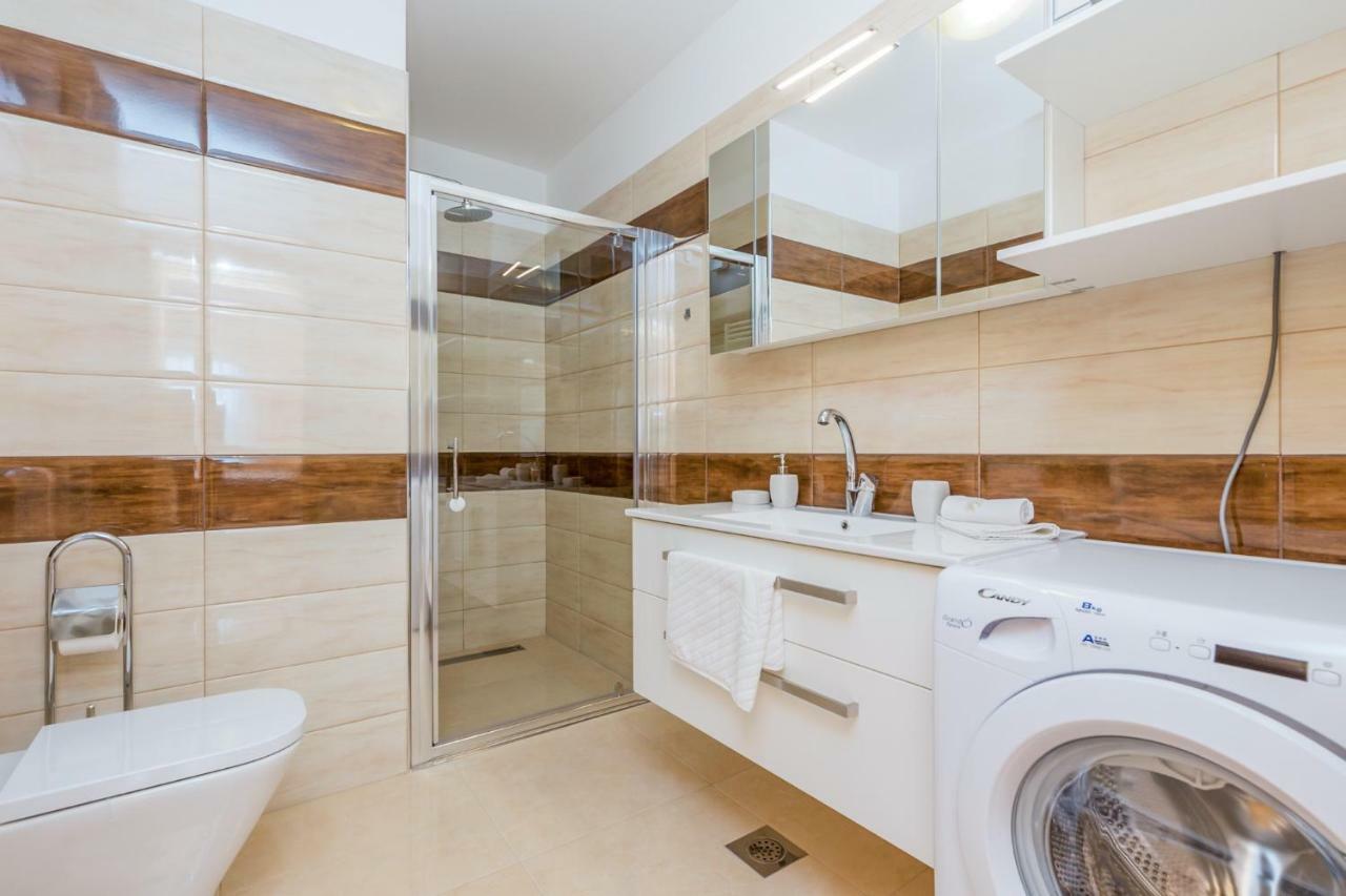 Luxury Apartments Kostrena With Pool المظهر الخارجي الصورة