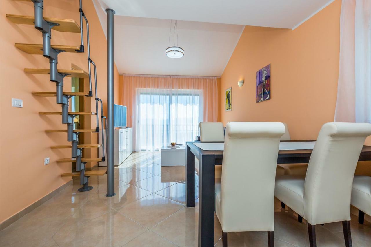 Luxury Apartments Kostrena With Pool المظهر الخارجي الصورة