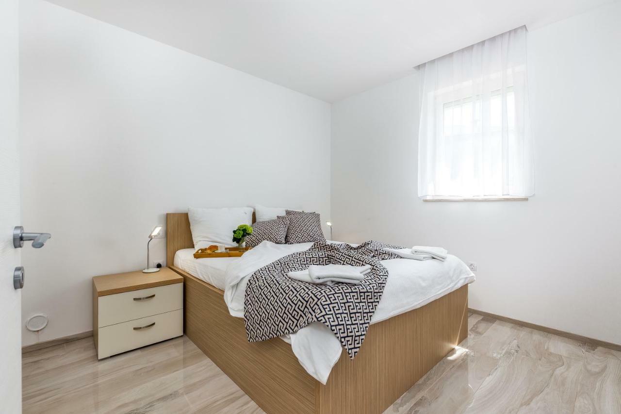 Luxury Apartments Kostrena With Pool المظهر الخارجي الصورة
